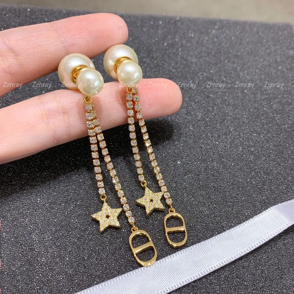 Letter pearl tassel long earrings, star earrings, earrings, high-end earrings
Letter pearl tassel long earrings, star earrings, earrings, high-end earrings