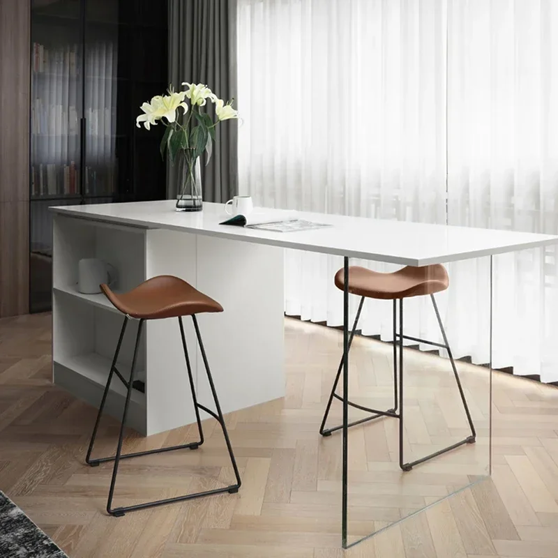 Роскошные барные стулья для бассейна, европейский сад, патио, высокие скандинавские барные стулья, обеденная кухня, современные табуреты для бара, салона, мебель
Роскошные барные стулья для бассейна, европейский сад, патио, высокие скандинавские барные стулья, обеденная кухня, современные табуреты для бара, салона, мебель