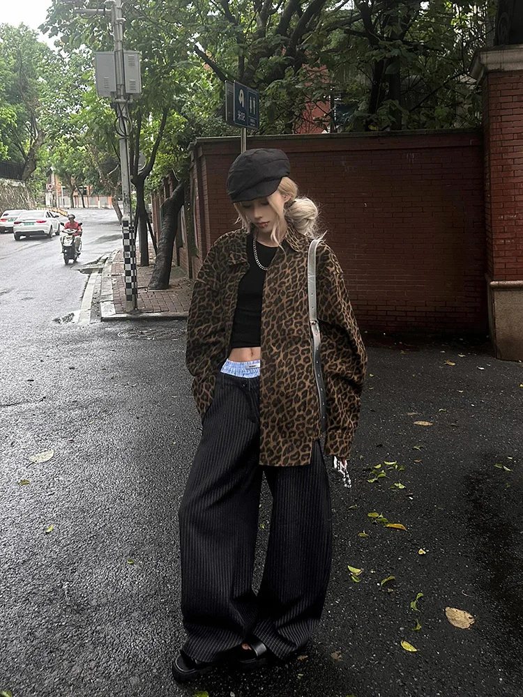 Американская свободная женская джинсовая куртка средней длины для весны и осени, повседневная рабочая одежда, бренд PmORh, с длинными рукавами
Американская свободная женская джинсовая куртка средней длины для весны и осени, повседневная рабочая одежда, бренд PmORh, с длинными рукавами