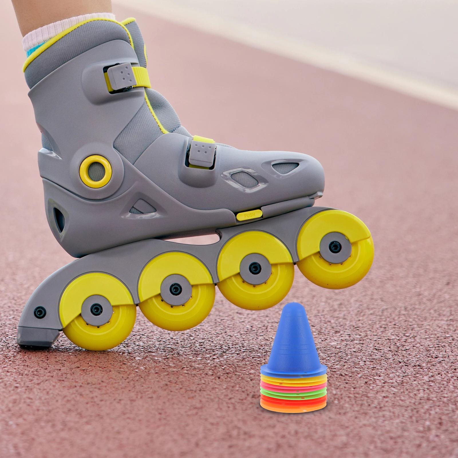 12 Pcs Roller Skating Cones Colored Agility Training Drills Obstacle Soccer Mini Sport Vibrant Stackable Lightweight Practical
12 Pcs Roller Skating Cones Colored Agility Training Drills Obstacle Soccer Mini Sport Vibrant Stackable Lightweight Practical