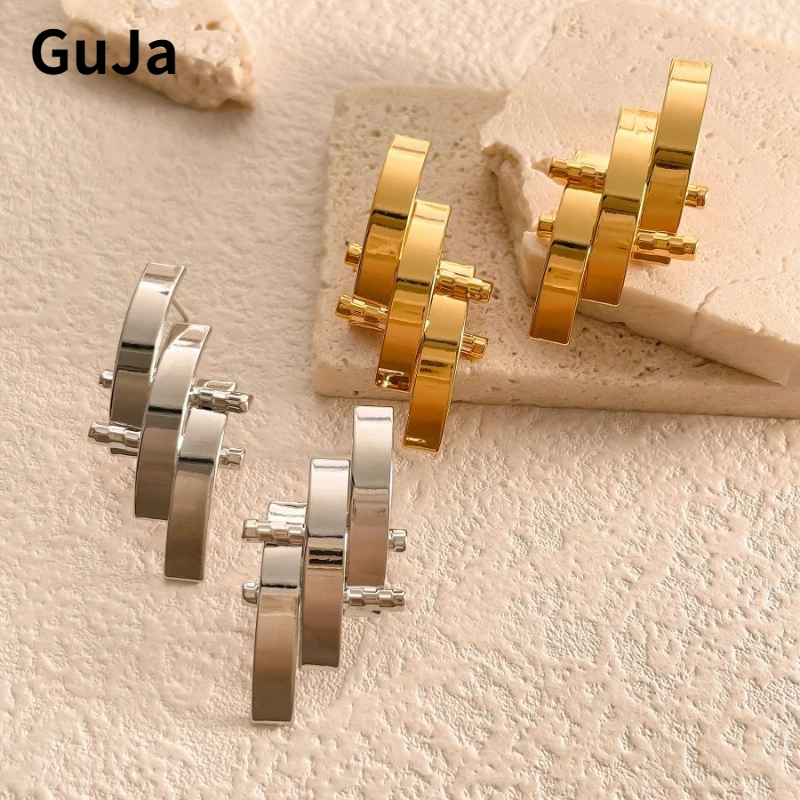 Modern Jewelry Sweet Korean Temperament Metal Cross Stud Earrings For Women Party Gifts Simply Design Ear Accessories
Modern Jewelry Sweet Korean Temperament Metal Cross Stud Earrings For Women Party Gifts Simply Design Ear Accessories