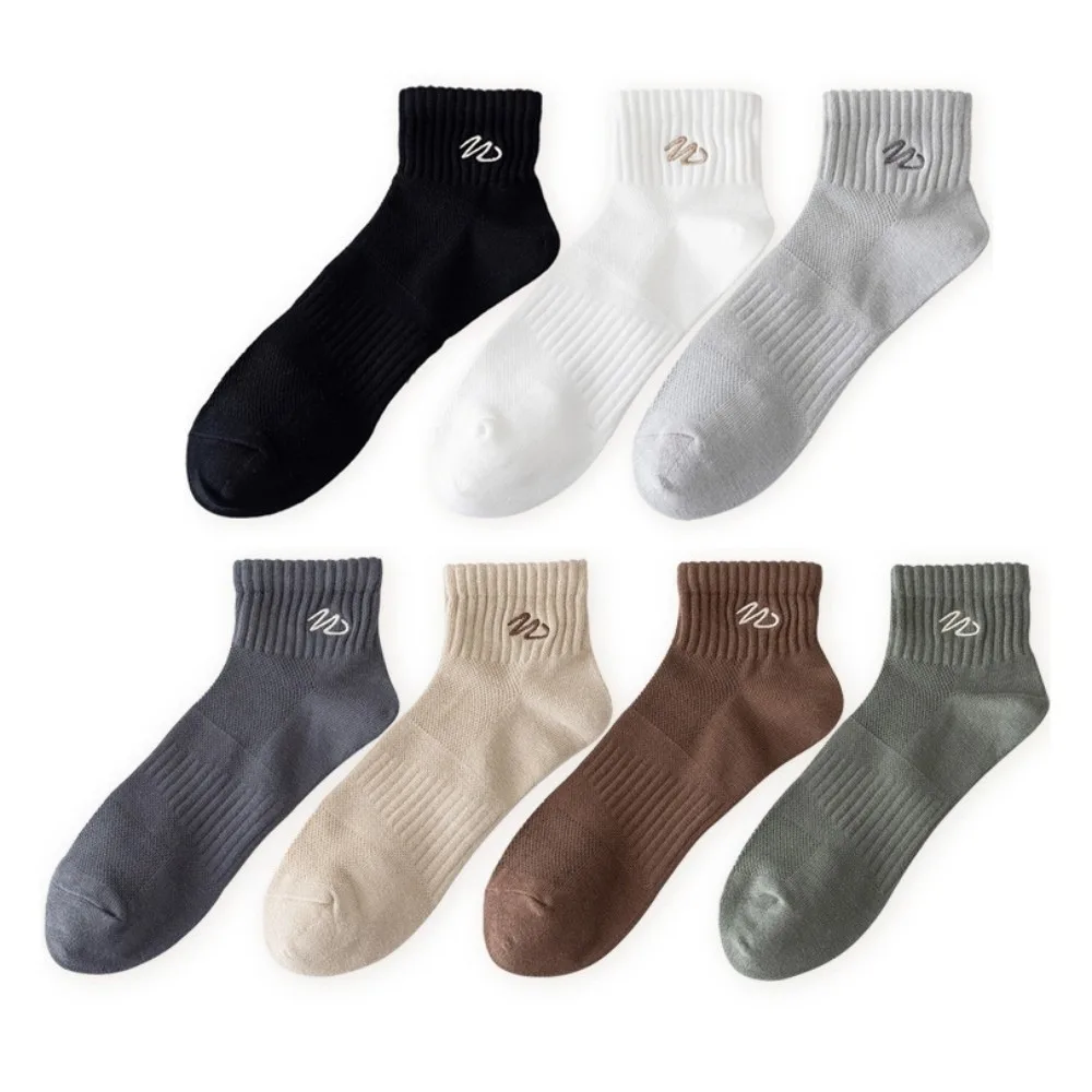 7 пар модных однотонных носков для мальчиков, евро 37-44, короткие носки с вышивкой, дышащие чулочно-носочные изделия, мужские носки, мужские
7 пар модных однотонных носков для мальчиков, евро 37-44, короткие носки с вышивкой, дышащие чулочно-носочные изделия, мужские носки, мужские