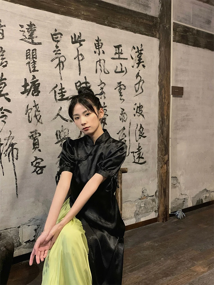 Новинка 2026: Оригинальное китайское атласное платье в национальном стиле Цинь с высокой талией, модифицированное, из полиэфирного волокна, летнее
Новинка 2026: Оригинальное китайское атласное платье в национальном стиле Цинь с высокой талией, модифицированное, из полиэфирного волокна, летнее