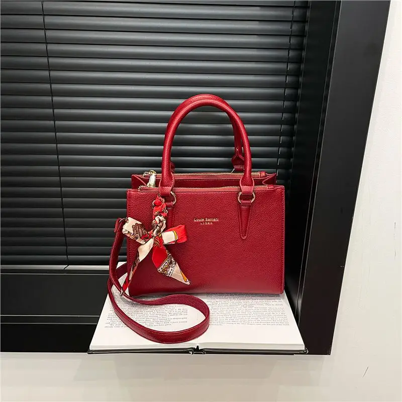 2025 Niche Design Shoulder Bag, Artistic Crossbody Purse for Women, Unique Top Handle Tote, Minimalist Day-to-Night Bag
2025 Niche Design Shoulder Bag, Artistic Crossbody Purse for Women, Unique Top Handle Tote, Minimalist Day-to-Night Bag