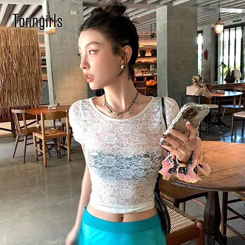 Винтажная Кружевная футболка Tonngirls, женские винтажные укороченные топы с коротким рукавом Y2k, Просвечивающая уличная одежда, облегающие футболки, летние футболки
Винтажная Кружевная футболка Tonngirls, женские винтажные укороченные топы с коротким рукавом Y2k, Просвечивающая уличная одежда, облегающие футболки, летние футболки