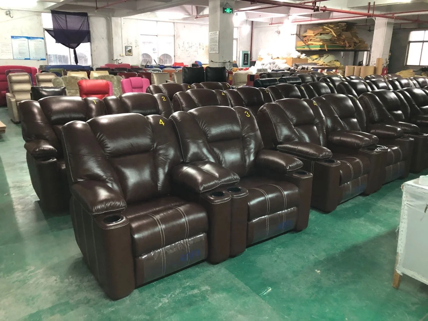 Modern Home Theater Seating Sofa Cinema Recliners for Movie Theatre Home Cinema Reclining Seats for Comfortable Movie Nights
Modern Home Theater Seating Sofa Cinema Recliners for Movie Theatre Home Cinema Reclining Seats for Comfortable Movie Nights