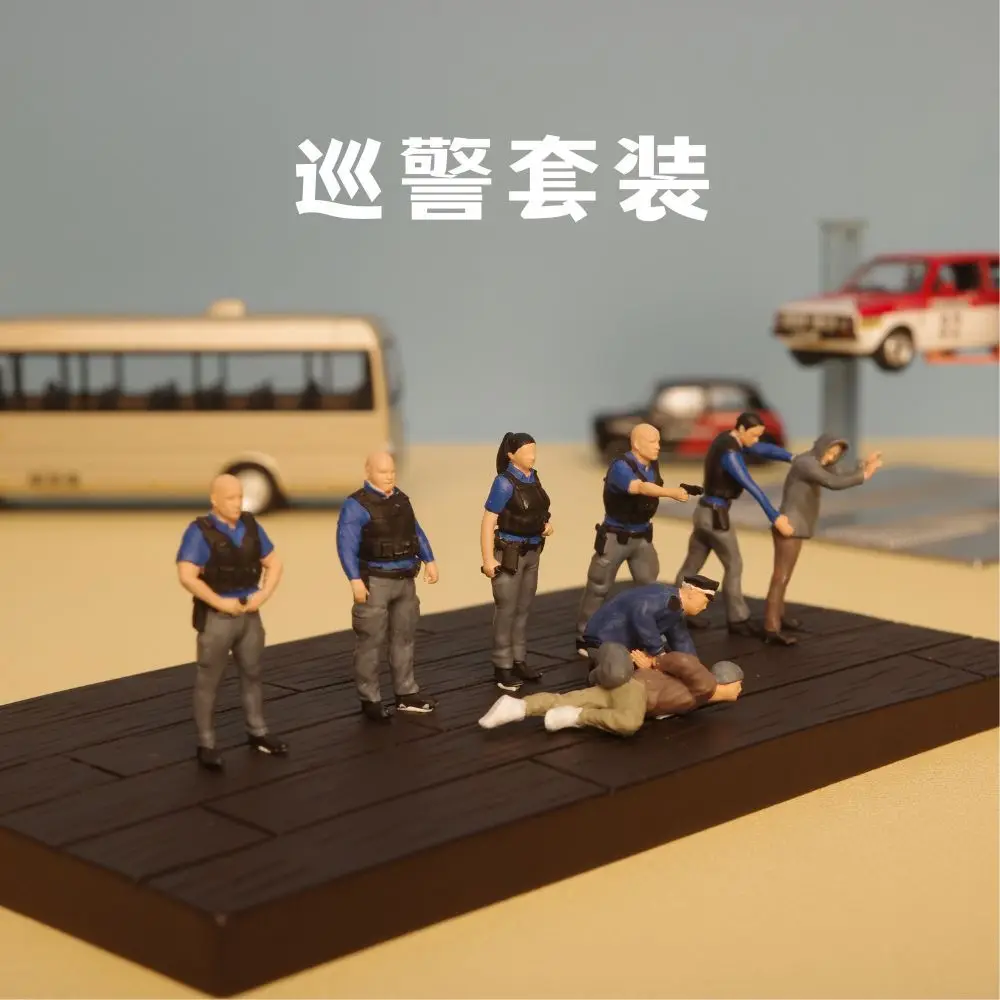 1/64 Patrol Officer Set Police High Precision Miniature Figures Car Models Scene Diorama Accessories
1/64 Patrol Officer Set Police High Precision Miniature Figures Car Models Scene Diorama Accessories