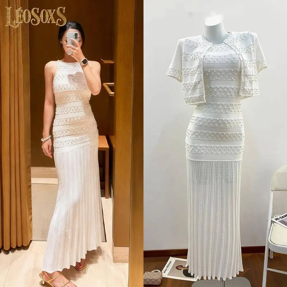 LEOSOXS Women's 2 Piece Pearl Beaded Knit Dress Set Short Sleeve Cardigan & Midi Bodycon Skirt Formal Party Outfit 2025
LEOSOXS Women's 2 Piece Pearl Beaded Knit Dress Set Short Sleeve Cardigan & Midi Bodycon Skirt Formal Party Outfit 2025
