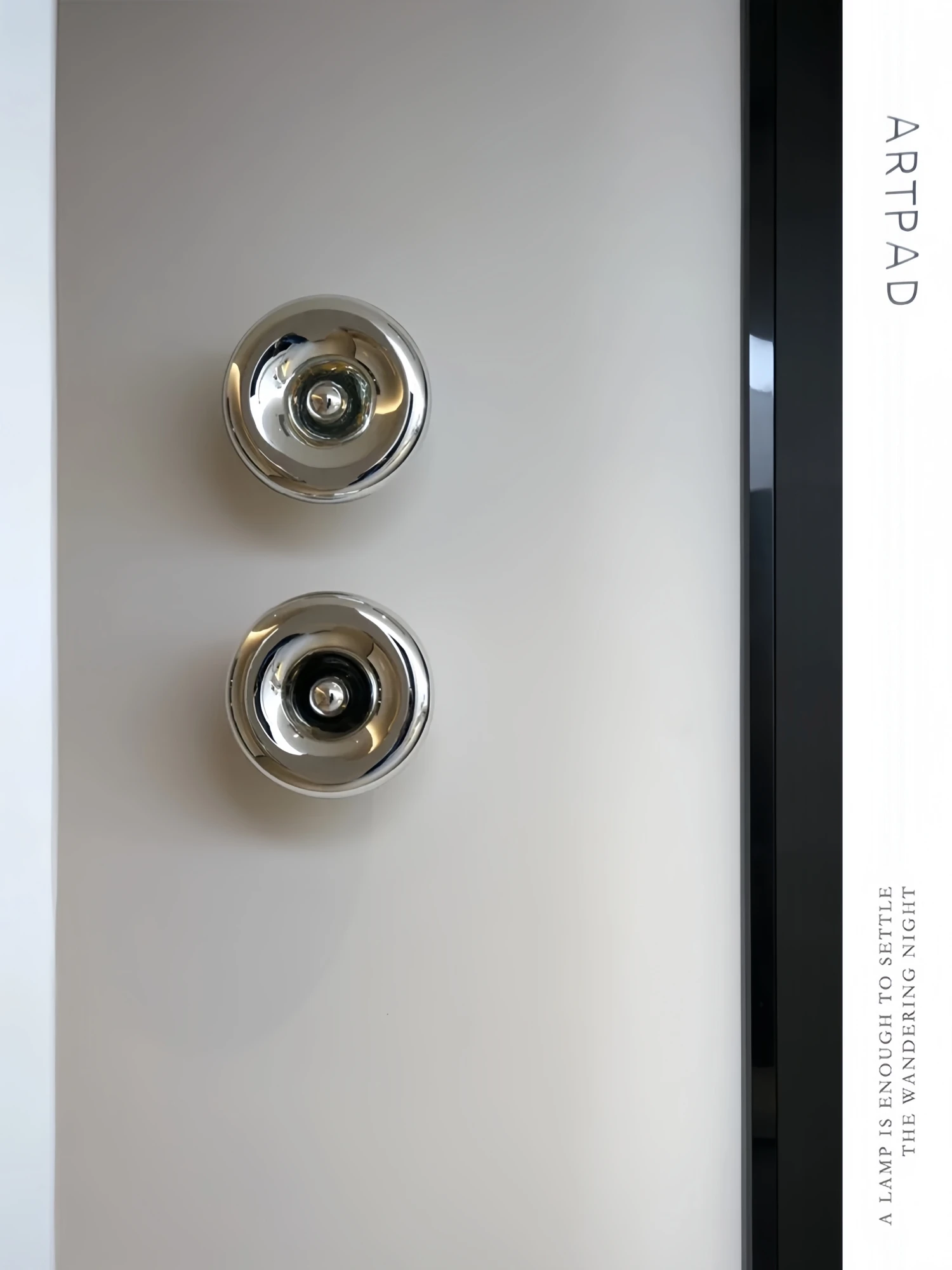 Дизайнерский настенный светильник из лавы, хромированный золотой коридор, фон, настенный светодиодный светильник для гостиной, спальни, прикроватный декоративный настенный светильник
Дизайнерский настенный светильник из лавы, хромированный золотой коридор, фон, настенный светодиодный светильник для гостиной, спальни, прикроватный декоративный настенный светильник