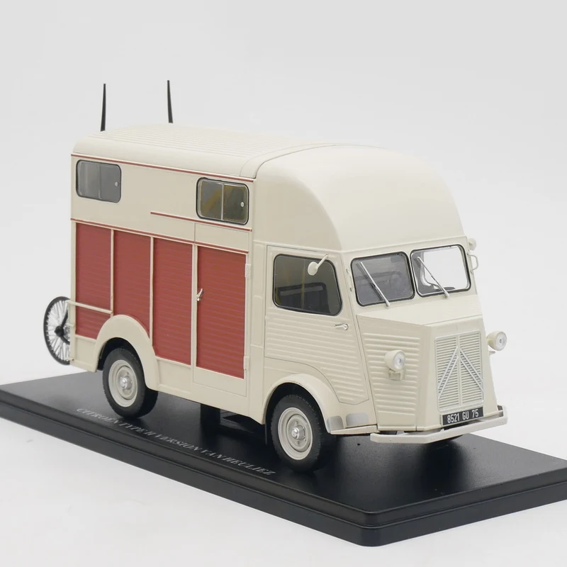 Ixo 1:24 Scale Diecast Alloy Citroen Type H Version Van Heuliez Toys Cars Model Classics Adult Gifts Souvenir Static Display
Ixo 1:24 Scale Diecast Alloy Citroen Type H Version Van Heuliez Toys Cars Model Classics Adult Gifts Souvenir Static Display