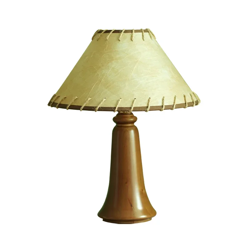 Black fabric French retro light luxury ambient light simple modern bedroom bedside table medieval high-end desk lamp
Black fabric French retro light luxury ambient light simple modern bedroom bedside table medieval high-end desk lamp