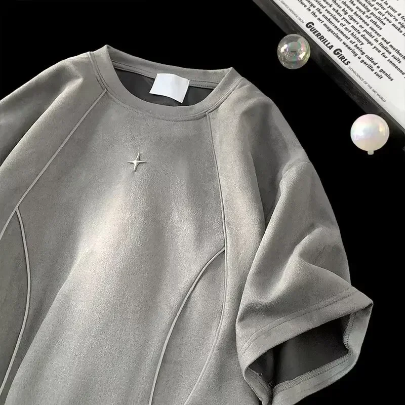 2024 Summer American Ins New Men's T-shirt Loose Casual Round Neck Streetwear Y2K Personalized Design Casual Style Tops 
2024 Summer American Ins New Men's T-shirt Loose Casual Round Neck Streetwear Y2K Personalized Design Casual Style Tops