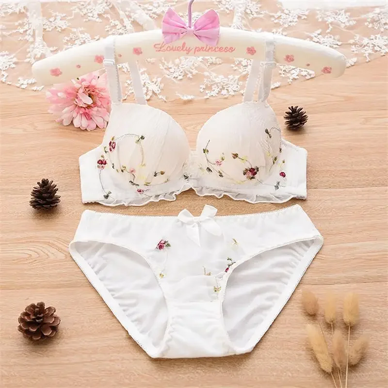 Ladies fashion Bra Set Big Push Up underwear 2 pieces with underwire sexy big Bra briefs Set 5 Colors Top Sets for Young girls
Ladies fashion Bra Set Big Push Up underwear 2 pieces with underwire sexy big Bra briefs Set 5 Colors Top Sets for Young girls