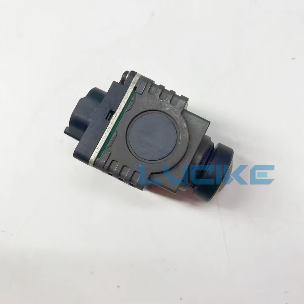 Rear View Camera Reverse Parking Assist Backup Camera For Land Rover Range Rover Discovery 5 LR105215 LR081452
Rear View Camera Reverse Parking Assist Backup Camera For Land Rover Range Rover Discovery 5 LR105215 LR081452
