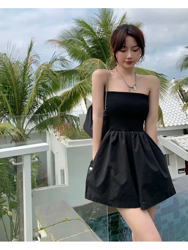 Ele тонкий женский летний новый Sle корейской версии, утягивающий повседневный комбинезон на бретельках Sweet And Sal
Ele тонкий женский летний новый Sle корейской версии, утягивающий повседневный комбинезон на бретельках Sweet And Sal