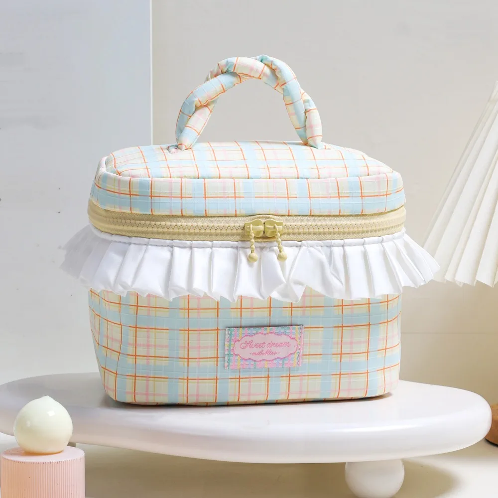 Storage Bag Dopamine Color Portable Cosmetic Bag Square Zipper Handheld Cosmetic Case Kawaii Organizer Case Toiletry Bag Girls
Storage Bag Dopamine Color Portable Cosmetic Bag Square Zipper Handheld Cosmetic Case Kawaii Organizer Case Toiletry Bag Girls