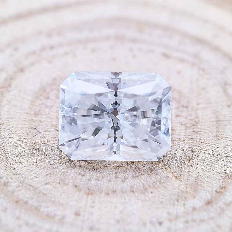 Highest Grade Moissanite Stone Super White D Color Radiant Cut VVS1 Top Quality Charms Jewelry Making Materials with Certificate
Highest Grade Moissanite Stone Super White D Color Radiant Cut VVS1 Top Quality Charms Jewelry Making Materials with Certificate