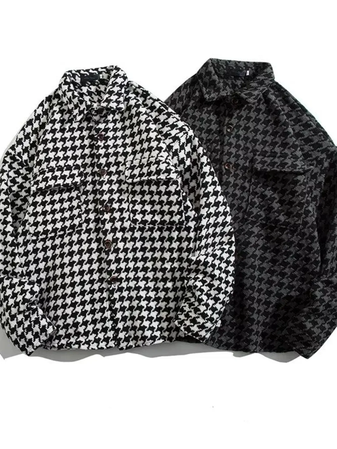 Американское ретро-пальто в клетку из шерсти для мужчин, весенне-осеннее, свободного кроя, модное, для пар, молодежное, повседневное, с длинными рукавами, на пуговицах
Американское ретро-пальто в клетку из шерсти для мужчин, весенне-осеннее, свободного кроя, модное, для пар, молодежное, повседневное, с длинными рукавами, на пуговицах