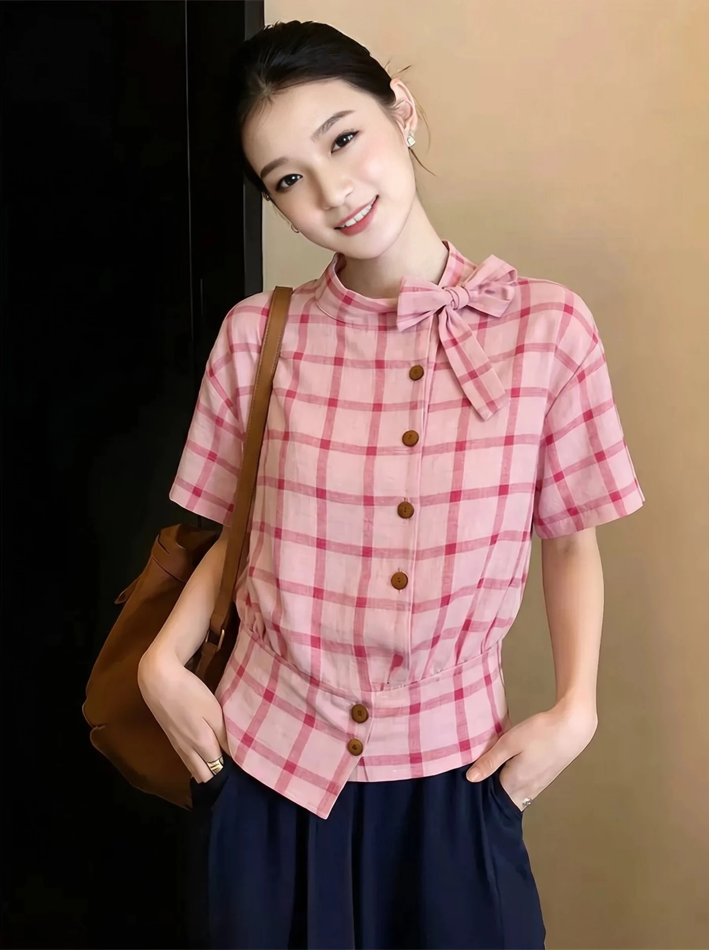 Pink Plaid Short Sleeve Shirt Women's Summer New Korean Style Knot Tie Design Sensation Small Audience Very Attract...
Pink Plaid Short Sleeve Shirt Women's Summer New Korean Style Knot Tie Design Sensation Small Audience Very Attract...