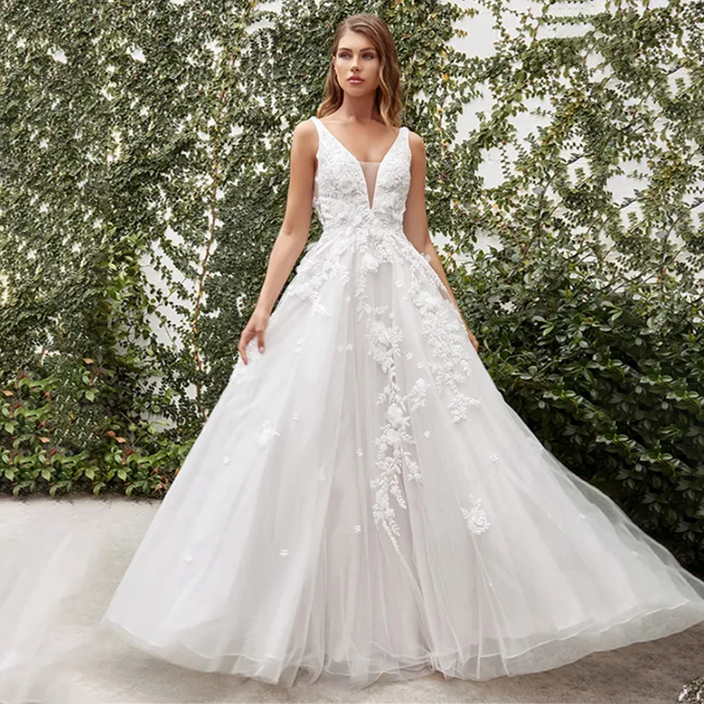 Luxury Wedding Dress A-Line Appliques Bridal Gown Vestido De Novia Spaghetti Straps Tulle Lace Beach Bride Gowns For Women
Luxury Wedding Dress A-Line Appliques Bridal Gown Vestido De Novia Spaghetti Straps Tulle Lace Beach Bride Gowns For Women