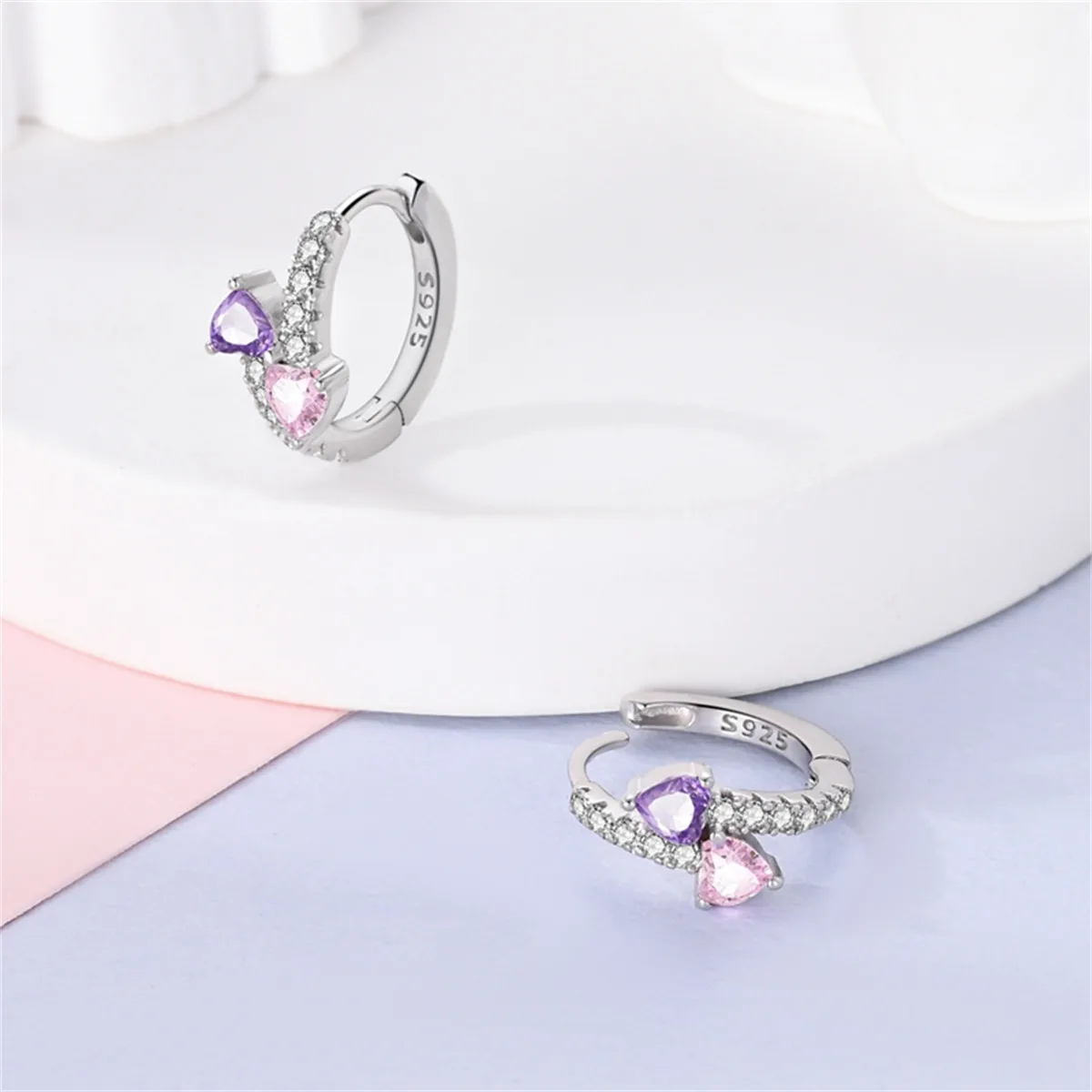 MISEFF S925 Sterling Silver Earring Exquisite Purple Zirconia Earrings For Women Birthday Gift Silver Jewelry
MISEFF S925 Sterling Silver Earring Exquisite Purple Zirconia Earrings For Women Birthday Gift Silver Jewelry
