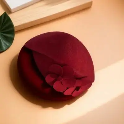 1Pcs British Style Beret Winter Warm Woolen Hat Ladies Double Flower Decor Fashion Beret Comfortable Lightweight Fit
1Pcs British Style Beret Winter Warm Woolen Hat Ladies Double Flower Decor Fashion Beret Comfortable Lightweight Fit