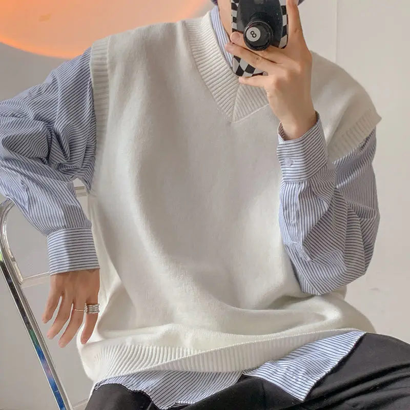Knitted Sweaters for Men Vest Sleeveless White Man Clothes Waistcoat Smooth Large Big Size Korean Autumn Japanese Retro New in A
Knitted Sweaters for Men Vest Sleeveless White Man Clothes Waistcoat Smooth Large Big Size Korean Autumn Japanese Retro New in A