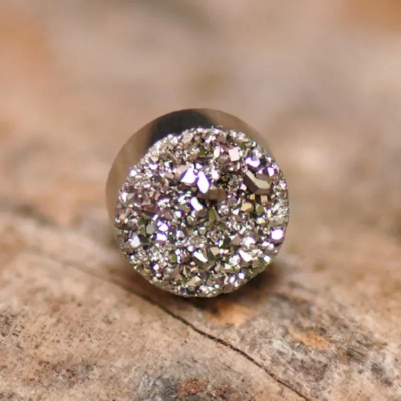 1Pairs Crystal Strong Magnetic Ear Stud Clip Earrings for Men and Women Punk Round Zircon Magnet Earrings Non Piercing Jewelry
1Pairs Crystal Strong Magnetic Ear Stud Clip Earrings for Men and Women Punk Round Zircon Magnet Earrings Non Piercing Jewelry