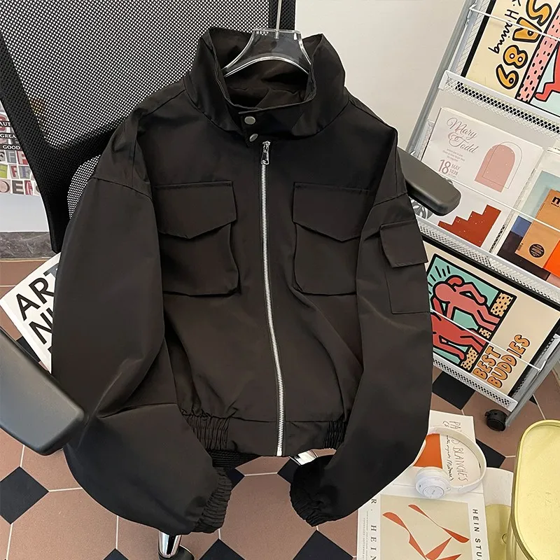 American Retro Stand Collar Flight Jaet Men's Autumn High Sensation Outdoor Windbreaker Multi ket ort Workwear Coat
American Retro Stand Collar Flight Jaet Men's Autumn High Sensation Outdoor Windbreaker Multi ket ort Workwear Coat