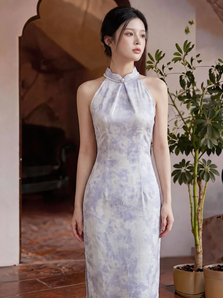 Hanging Neck Print Summer Long Cheongsam Women's 2026 Summer New Style Girl Sleeveless Young Style Qipao Dress
Hanging Neck Print Summer Long Cheongsam Women's 2026 Summer New Style Girl Sleeveless Young Style Qipao Dress