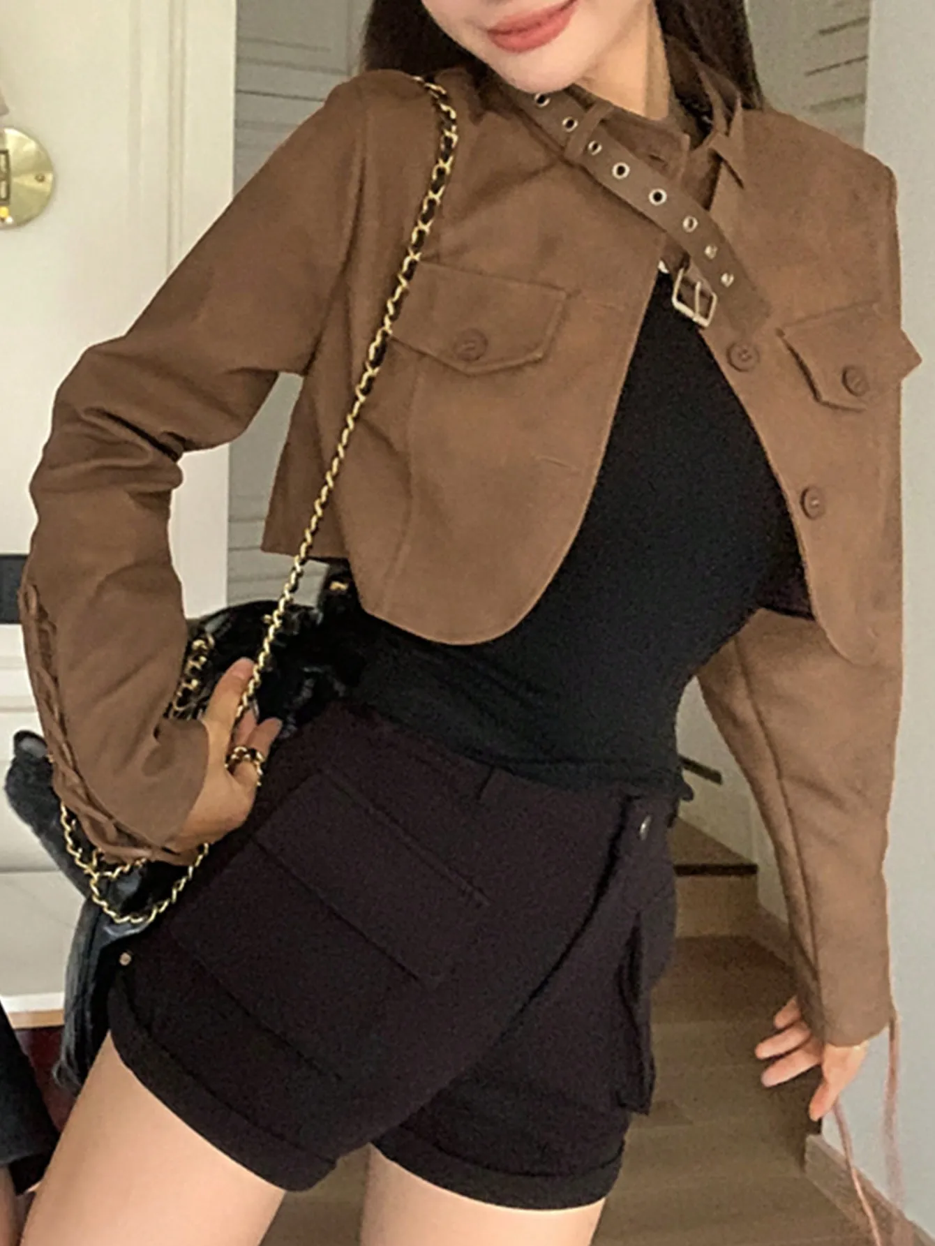 Hong Kong Style Retro Design Round Neck Short Units Women's 2024 New Spring and Autum High-End Super Good-Looking Jacket
Hong Kong Style Retro Design Round Neck Short Units Women's 2024 New Spring and Autum High-End Super Good-Looking Jacket
