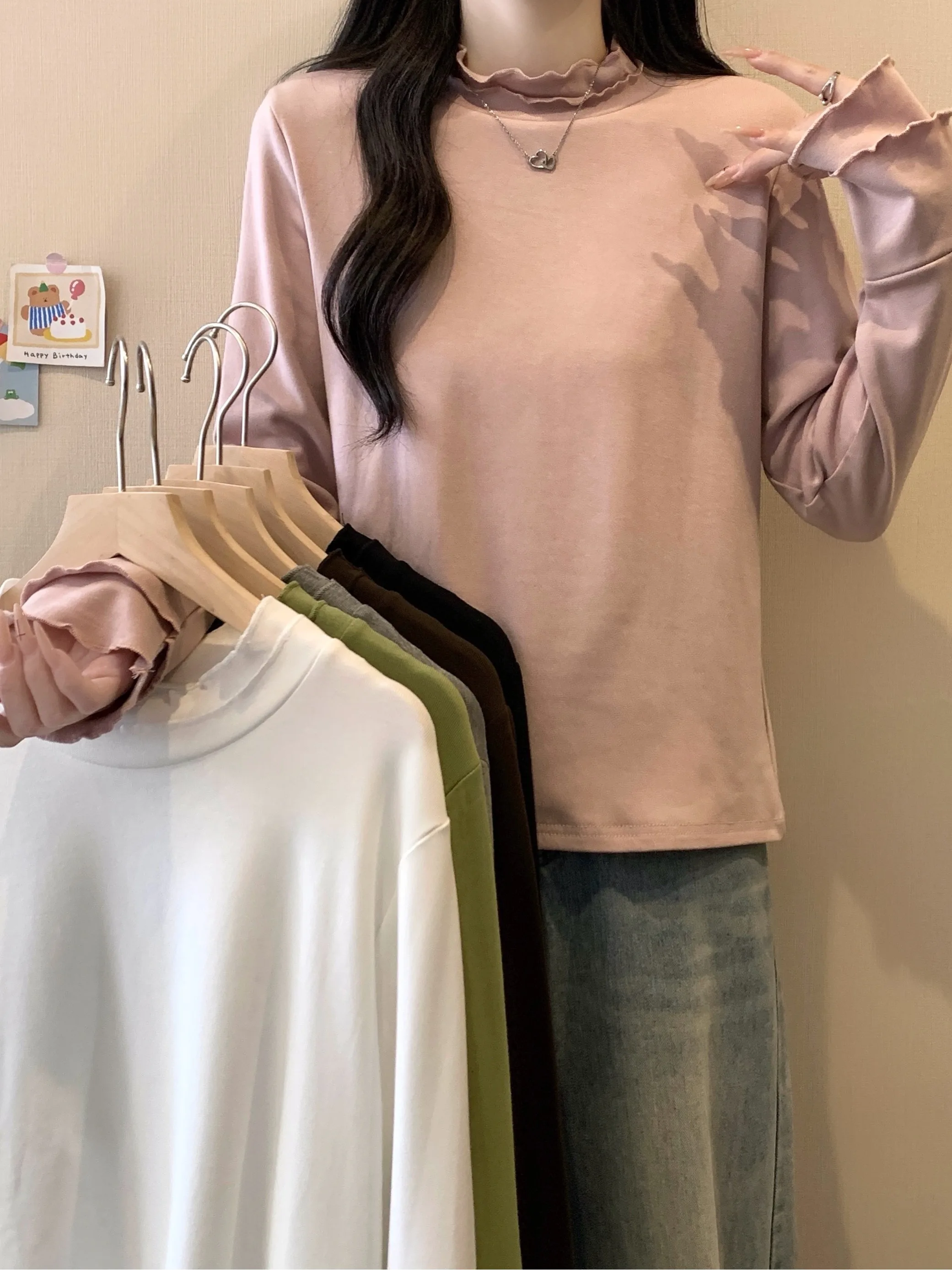 plus Size Casual Long Sleeve Fleece Lined T-Shirt High Collar Base Layer Top for Autumn And Winter Slimming Versatile Women's...
plus Size Casual Long Sleeve Fleece Lined T-Shirt High Collar Base Layer Top for Autumn And Winter Slimming Versatile Women's...
