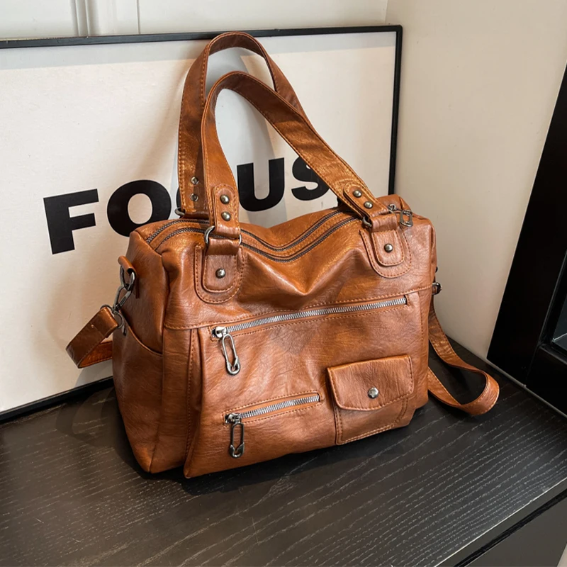 Large Capacity Travel Bag For Women High Quality Soft Leather Messenger Bags Brown Black Women Handbag Designer Shoulder Bag
Large Capacity Travel Bag For Women High Quality Soft Leather Messenger Bags Brown Black Women Handbag Designer Shoulder Bag
