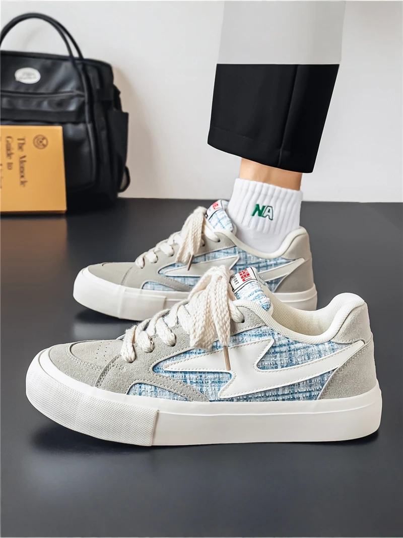 Men's Low-Top Canvas Shoes 2026 New Style Summer Anti-Slip Casual Trendy Korean Version Student Versatile Sports Board Shoes
Men's Low-Top Canvas Shoes 2026 New Style Summer Anti-Slip Casual Trendy Korean Version Student Versatile Sports Board Shoes