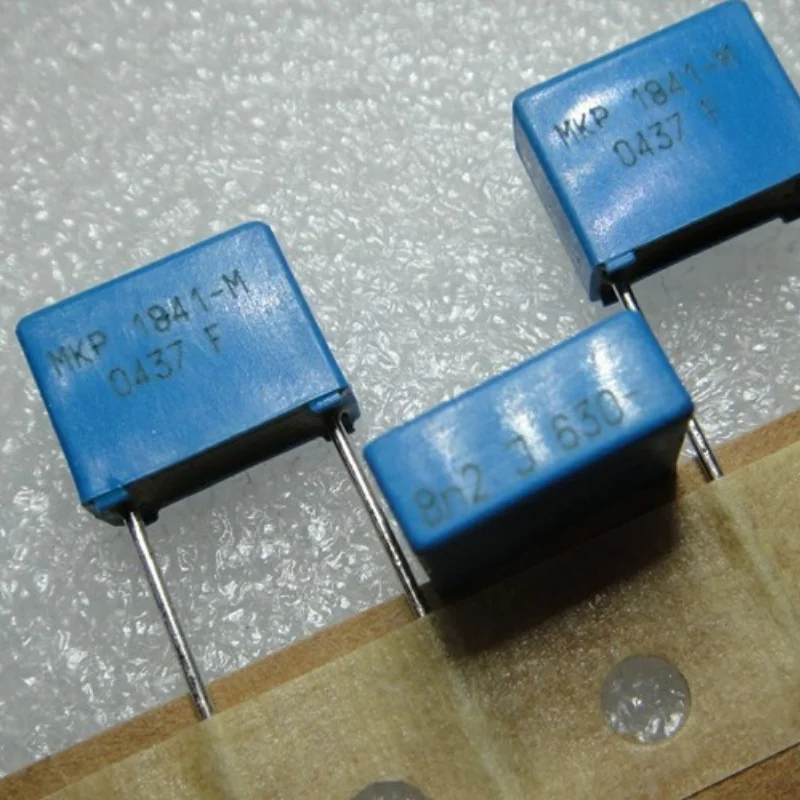 10 шт. ERO MKP1841 0,0082 мкФ 630 В 8,2nf 8200pf 822 Совершенно новый пленочный конденсатор
10 шт. ERO MKP1841 0,0082 мкФ 630 В 8,2nf 8200pf 822 Совершенно новый пленочный конденсатор