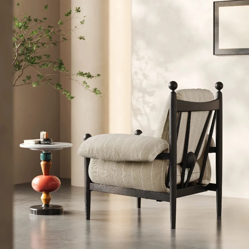 American antique Chiwu leisure chair study retro French designer living room single sofa chair
American antique Chiwu leisure chair study retro French designer living room single sofa chair