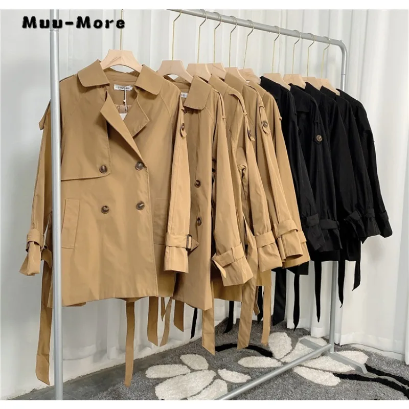 2023 Autumn Winter The New Windbreaker Khaki Lapel Double Button Lace Up Jacket for Women Loose Trench Coat Female Outwear
2023 Autumn Winter The New Windbreaker Khaki Lapel Double Button Lace Up Jacket for Women Loose Trench Coat Female Outwear