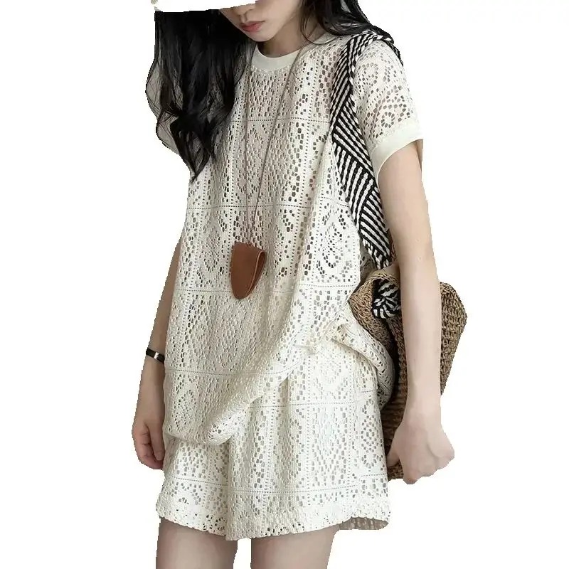 2026 Summer Fashion New Shorts Suit Women Lace Short Sleeve Loose Casual Hollow Out Tops Shorts Two-Piece Suit Female
2026 Summer Fashion New Shorts Suit Women Lace Short Sleeve Loose Casual Hollow Out Tops Shorts Two-Piece Suit Female