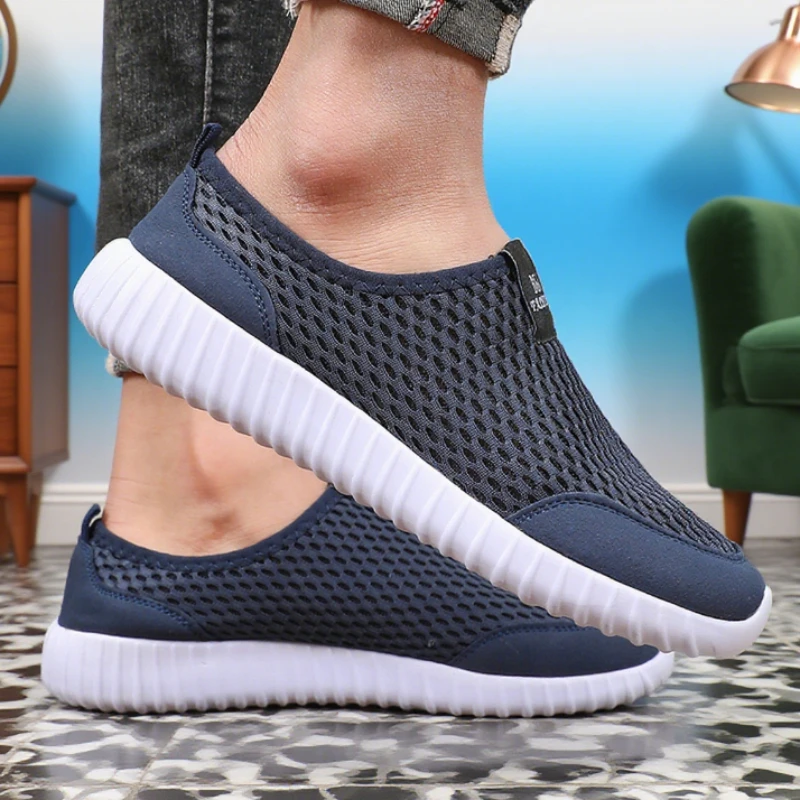 Men's Slip on Shoes Easy for Lazy People To Wear Mesh Lightweight Fashionable Walking Shoes Available New One Foot Hiking Shoes
Men's Slip on Shoes Easy for Lazy People To Wear Mesh Lightweight Fashionable Walking Shoes Available New One Foot Hiking Shoes