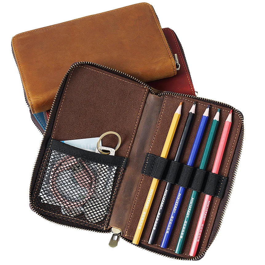 AIGUONIU Leather Pencil Case Zipper Retro Pen Pouch for School Students Cowhide Men Pencil Bag with Pen Slots Wholesale Unisex
AIGUONIU Leather Pencil Case Zipper Retro Pen Pouch for School Students Cowhide Men Pencil Bag with Pen Slots Wholesale Unisex