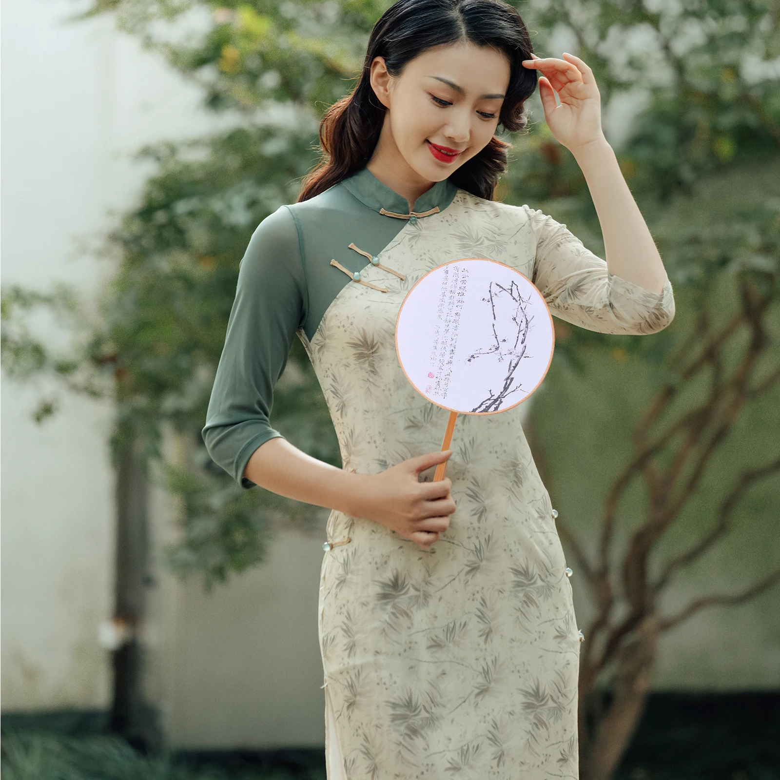 5pcs Fan Iron Frame Decorative Chinese Silk Hand Fan Fans Chinese Silk DIY Craft Material
5pcs Fan Iron Frame Decorative Chinese Silk Hand Fan Fans Chinese Silk DIY Craft Material