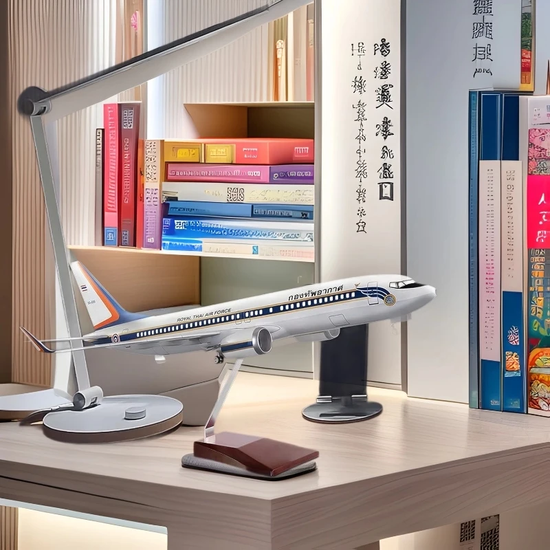 Airplane toy Thailand Air Force B737 Plane Model 47cm Scale Model Metal Model Planes Kits Display Toy planes for boys Gift By
Airplane toy Thailand Air Force B737 Plane Model 47cm Scale Model Metal Model Planes Kits Display Toy planes for boys Gift By