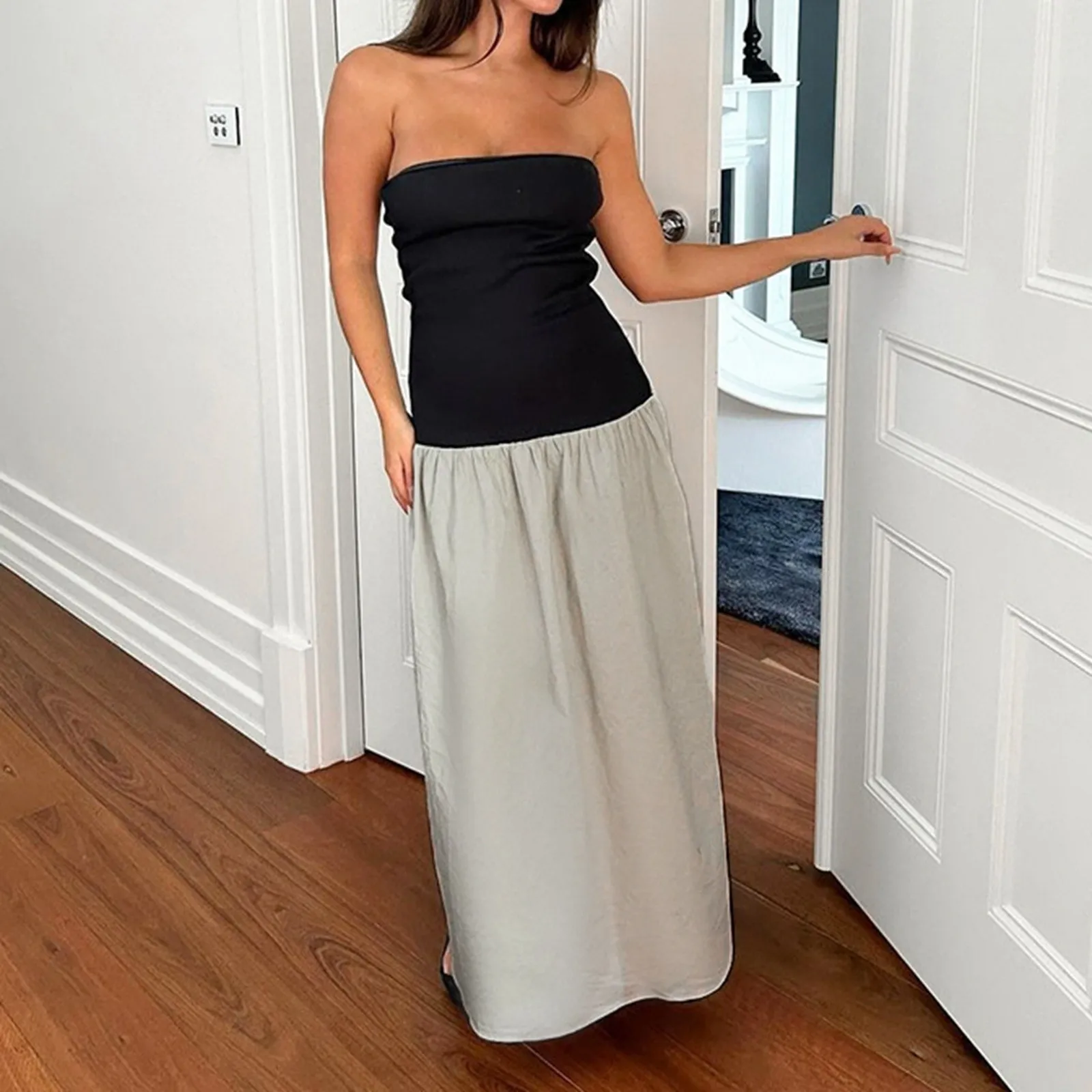Women's Strapless Dress Fashion Casual Sleeveless Color Matching A Line Long Dress Sexy Summer Dresses for Women Casual
Women's Strapless Dress Fashion Casual Sleeveless Color Matching A Line Long Dress Sexy Summer Dresses for Women Casual