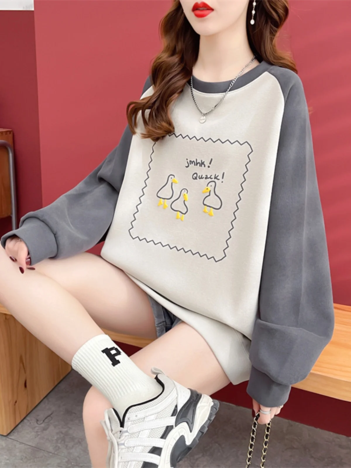 Laid-back Style Shoulder-baring Slim Fit Color Block Thin Hoodie Women's Trendy Spring Autumn New Large Size Loose Medium Len...
Laid-back Style Shoulder-baring Slim Fit Color Block Thin Hoodie Women's Trendy Spring Autumn New Large Size Loose Medium Len...