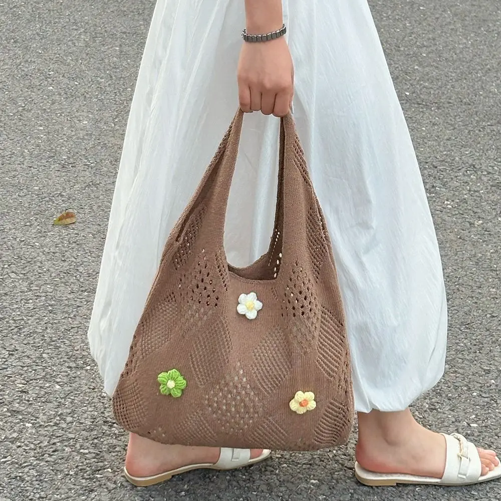 Hollow Out Women Knitting Shoulder Bag Flower Decoration Casual Crochet Bag Large Capacity Shopping Handbags
Hollow Out Women Knitting Shoulder Bag Flower Decoration Casual Crochet Bag Large Capacity Shopping Handbags