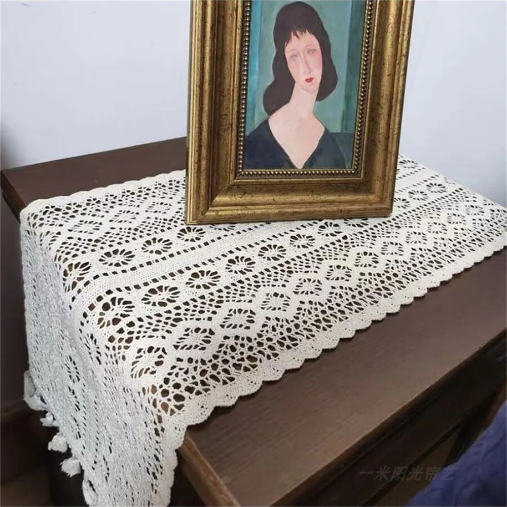 White Handmade Cotton Crocheted Tablecloth Lace Doilies Flower Table Runner For Home Coffee Shop Table Decoration 1PCS/Lot
White Handmade Cotton Crocheted Tablecloth Lace Doilies Flower Table Runner For Home Coffee Shop Table Decoration 1PCS/Lot