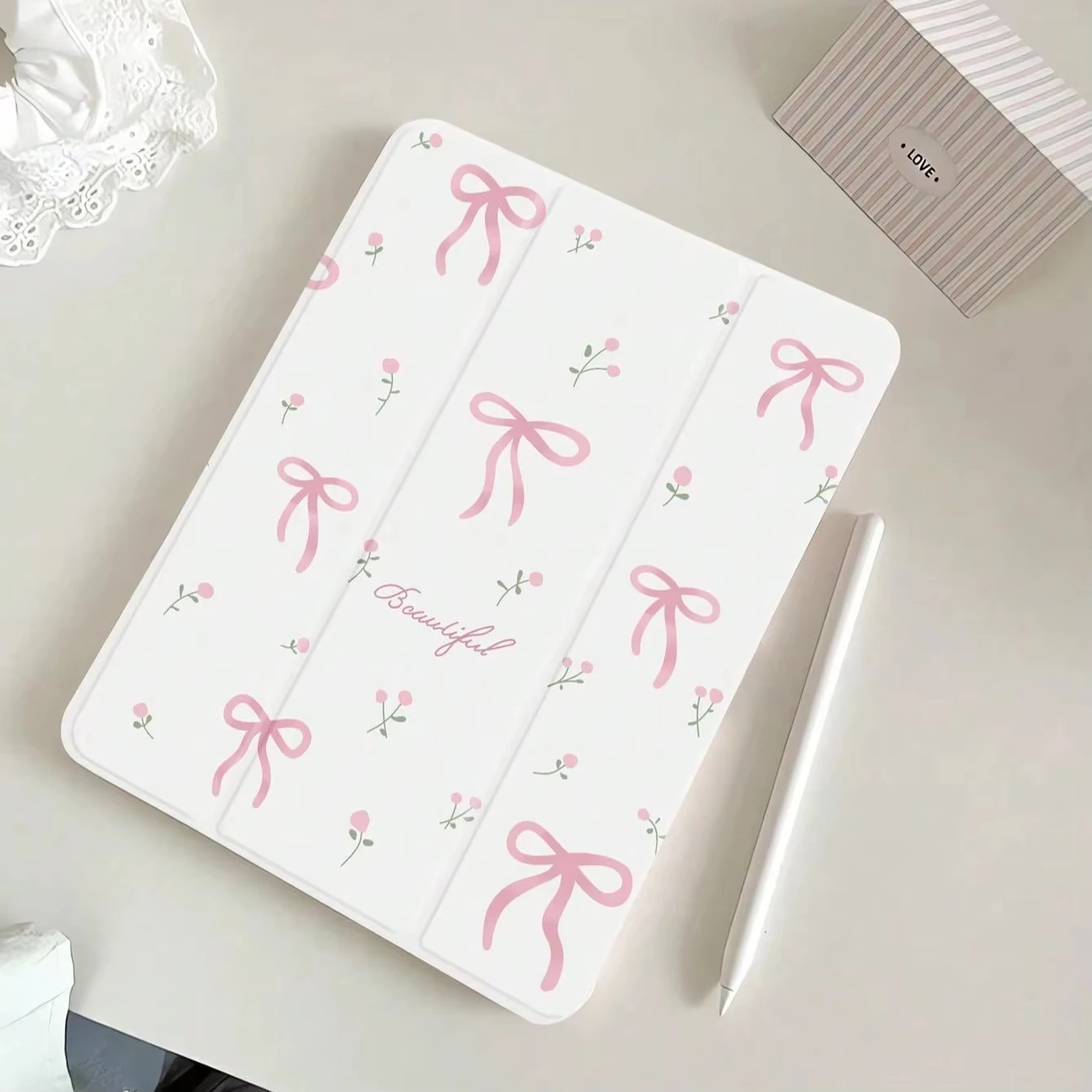 Beautiful pink floral bow PAD CASE For iPad pro 10/11/2020/6th/7th /8th /Air 3rd/Air 4th/9th gen/Air 5th Gen 2022/Air 11
Beautiful pink floral bow PAD CASE For iPad pro 10/11/2020/6th/7th /8th /Air 3rd/Air 4th/9th gen/Air 5th Gen 2022/Air 11