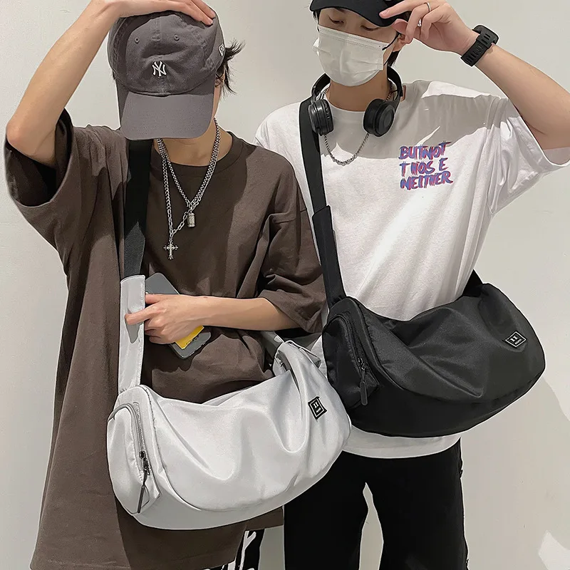 1pcs Crossbody Bag Nylon Black White Color Block Adjustable Strap Sporty Saddle Bag Lightweight Shoulder Bag
1pcs Crossbody Bag Nylon Black White Color Block Adjustable Strap Sporty Saddle Bag Lightweight Shoulder Bag