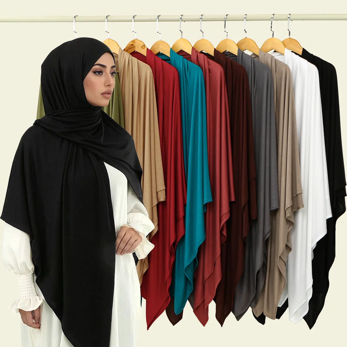 Мусульманский хлопковый квадратный шарф, Джерси, хиджаб, длинная шаль из модала, однотонный мягкий тюрбан, повязка на голову для женщин, повязка на голову в Африке, 145*145 см
Мусульманский хлопковый квадратный шарф, Джерси, хиджаб, длинная шаль из модала, однотонный мягкий тюрбан, повязка на голову для женщин, повязка на голову в Африке, 145*145 см