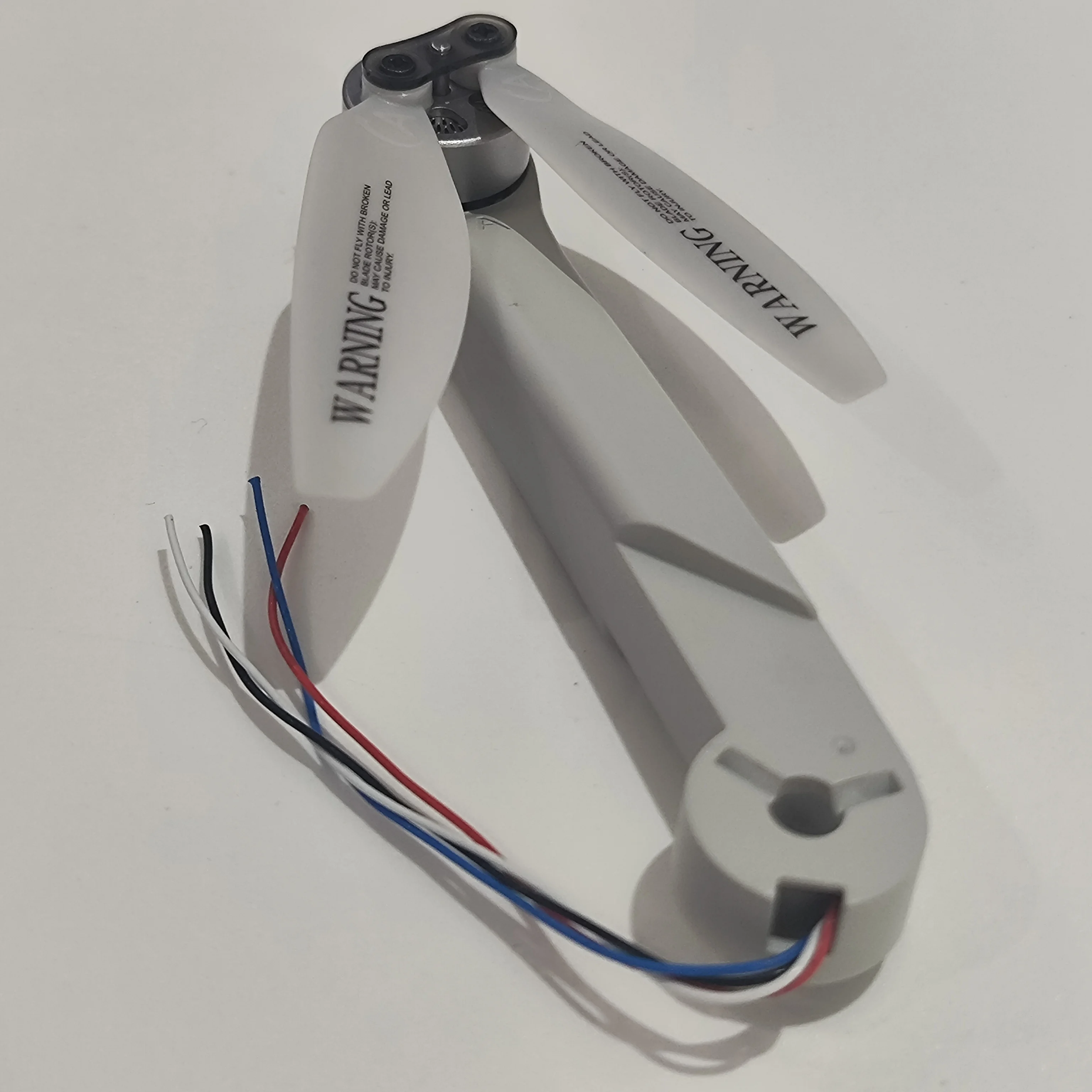 Оригинальный Syma Z6 PRO GPS складной RC дрон запасные части бесщеточный двигатель задний рычаг A с лопастным пропеллером
Оригинальный Syma Z6 PRO GPS складной RC дрон запасные части бесщеточный двигатель задний рычаг A с лопастным пропеллером
